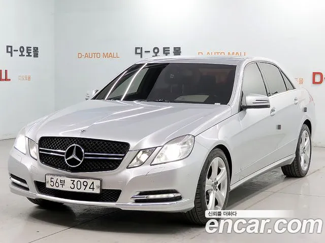 Mercedes-Benz E- W212 E300
