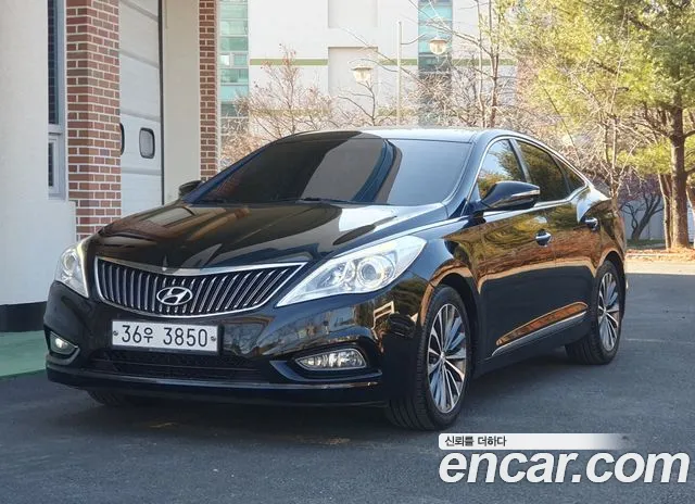 Hyundai Grandeur HG HG240