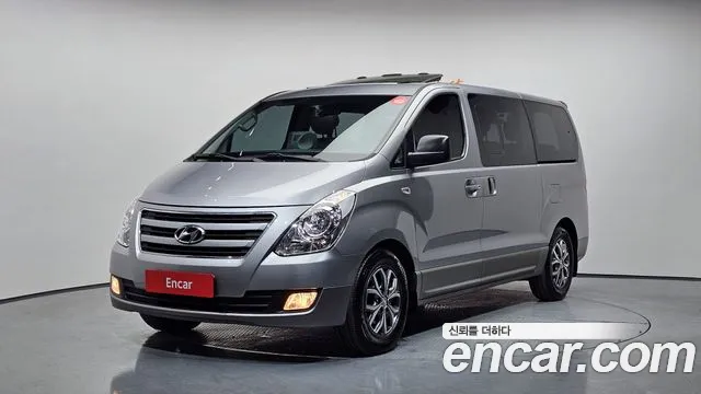 Hyundai Grand Starex 11