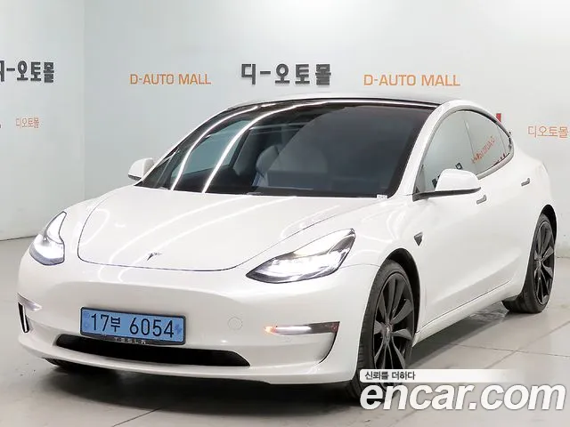 Tesla 3 AWD