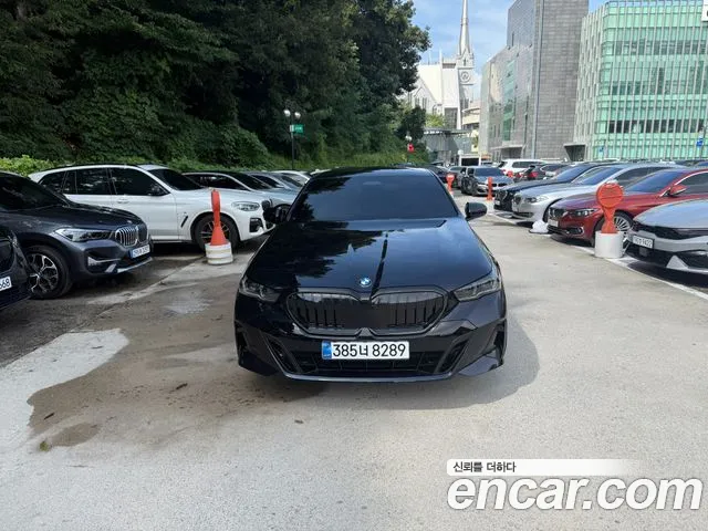BMW 5 (G60) 520i M