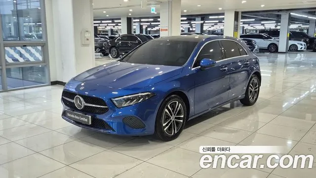 Mercedes-Benz A- W177 A220