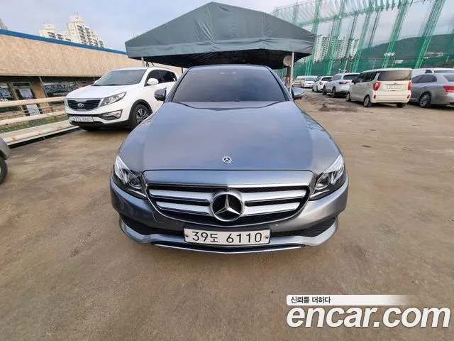 Mercedes-Benz E- W213 E300 4MATIC