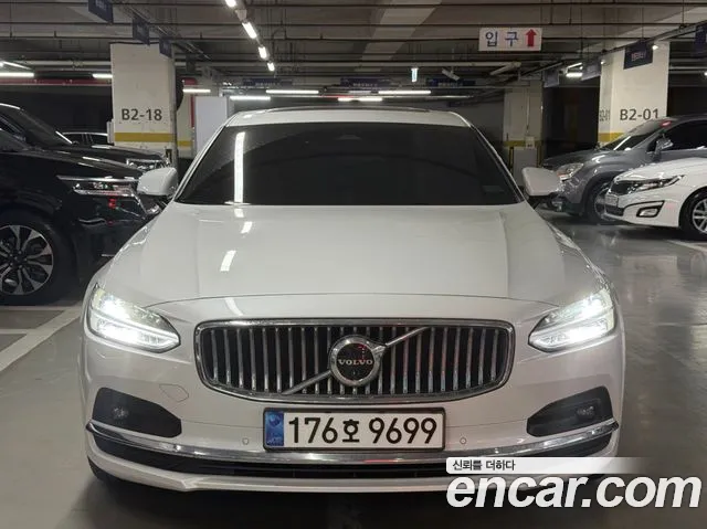 Volvo S90 B5