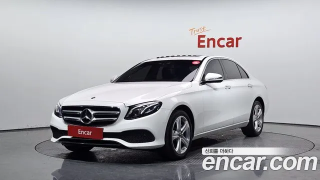Mercedes-Benz E- W213 E220d 4MATIC
