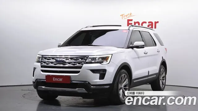 Ford Explorer 2.3 Limited 4WD 5
