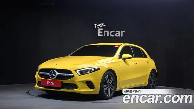 Mercedes-Benz A- W177 A220