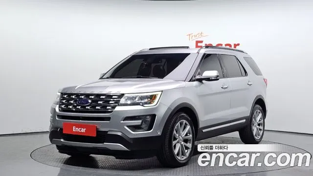 Ford Explorer 2.3 Limited 4WD 5