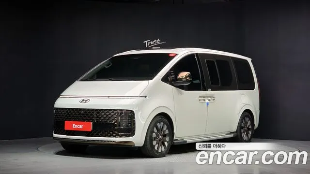 Hyundai Staria 4WD 9 Inspiration