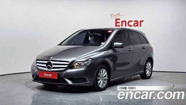 Mercedes-Benz B- W246 B200 CDI