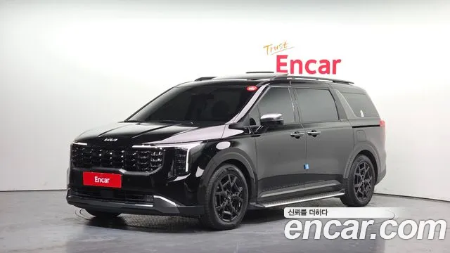 Kia The New Carnival 4 7