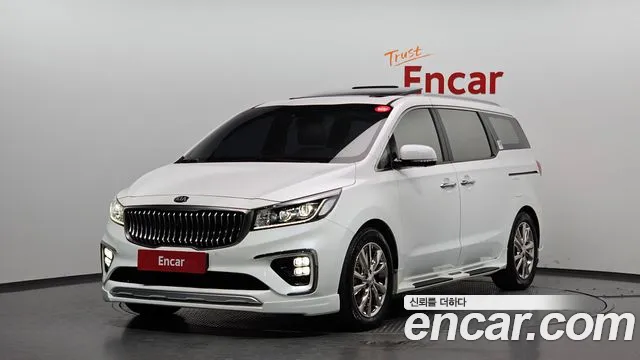 Kia The New Carnival 9 Noblesse