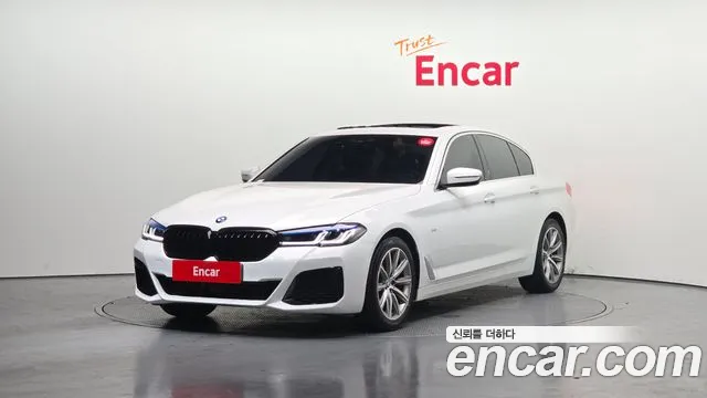 BMW 5 (G30) 520i