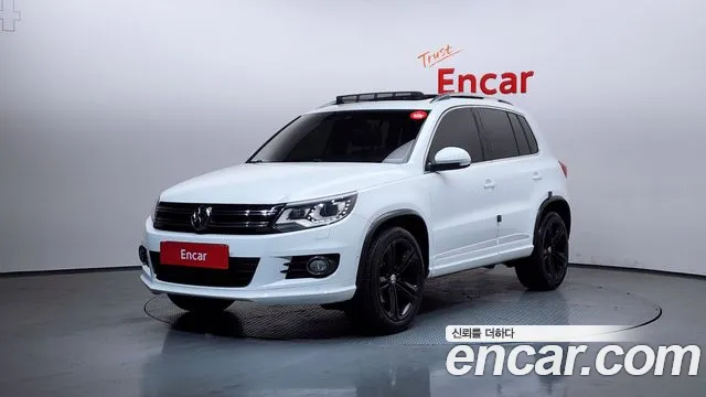 Volkswagen Tiguan 2.0 TDI R- 5N