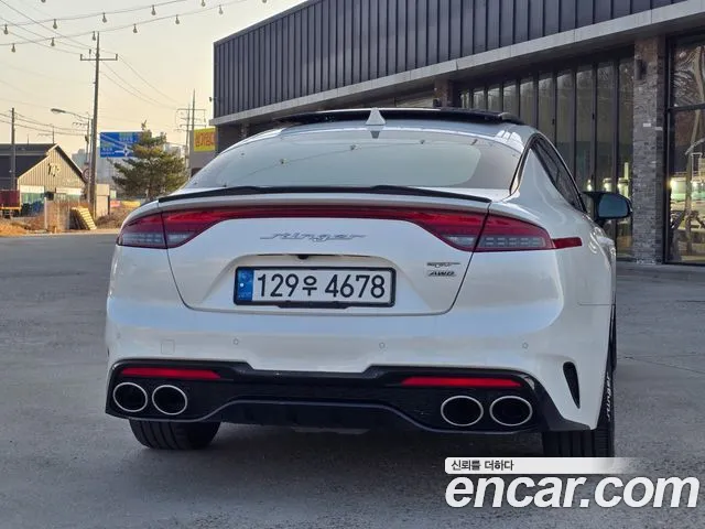 Kia Stinger 3.3 Turbo AWD GT