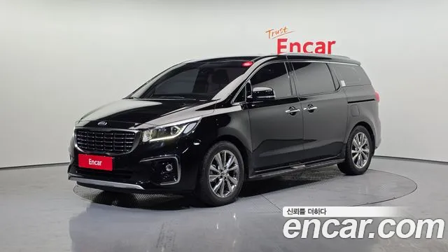 Kia The New Carnival Gasoline 9 Prestige