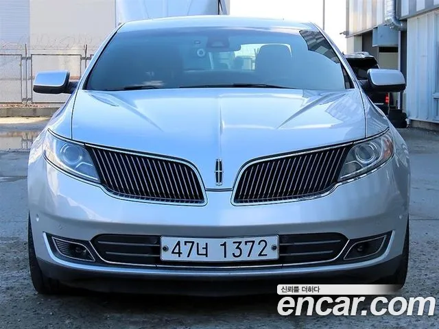 Lincoln MKS 3.7