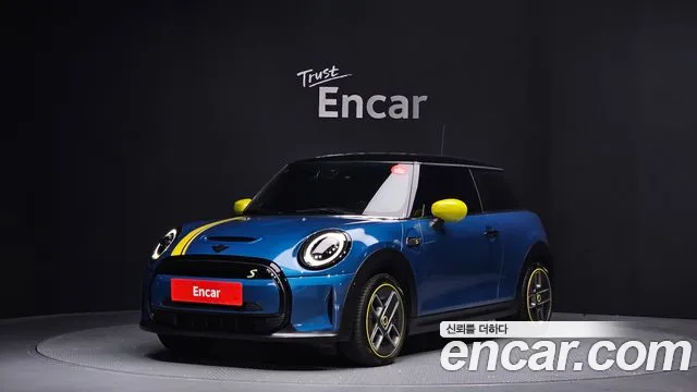 MINI Cooper SE 3