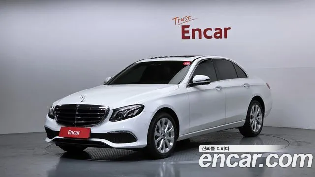 Mercedes-Benz E- W213 E300 4MATIC Exclusive