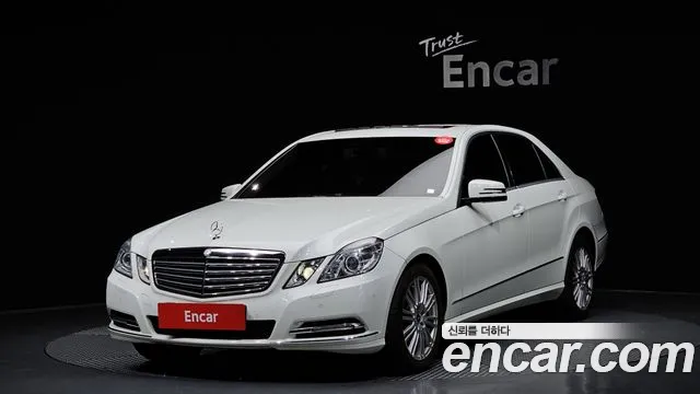 Mercedes-Benz E- W212 E300