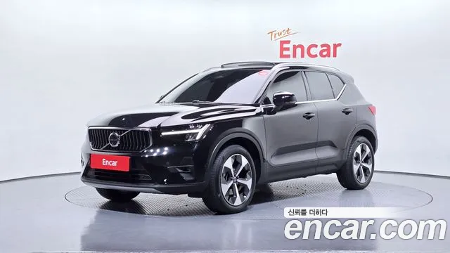Volvo XC40 B4
