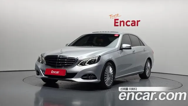 Mercedes-Benz E- W212 E300