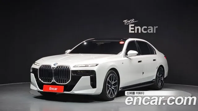 BMW 7 (G70) 740i xDrive M
