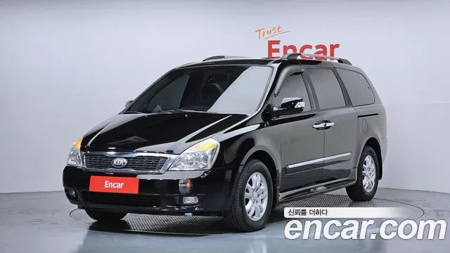 Kia Carnival R Carnival GLX Premium