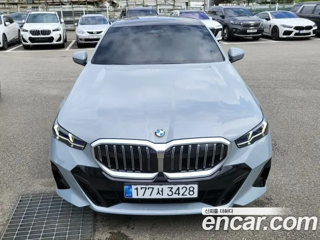 BMW 5 (G60) 520i M