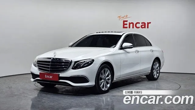 Mercedes-Benz E- W213 E220d Exclusive