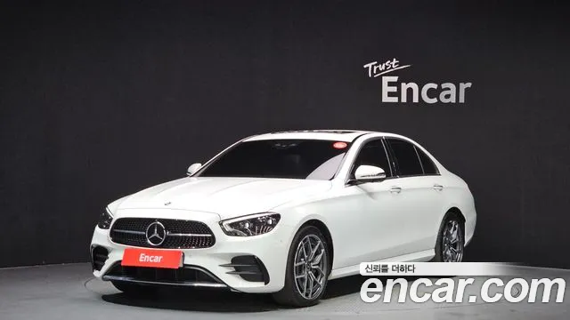 Mercedes-Benz E- W213 E220d 4MATIC AMG Line