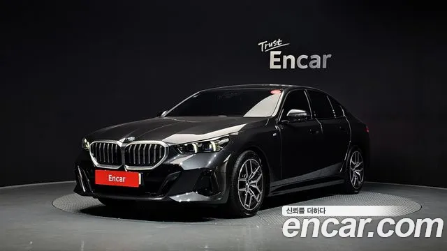 BMW 5 (G60) 520i M