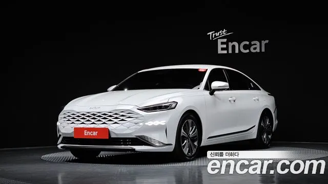 Kia K8 2.5 Gasoline 2WD Signature