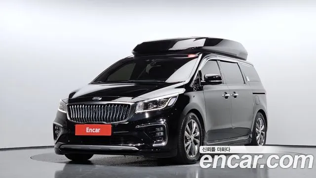 Kia The New Carnival Gasoline 4