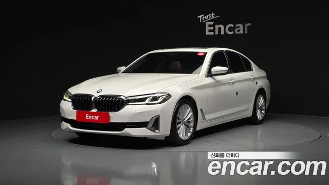 BMW 5 (G30) 520i