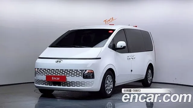 Hyundai Staria 5