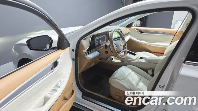 Hyundai The New Grandeur IG 2.5