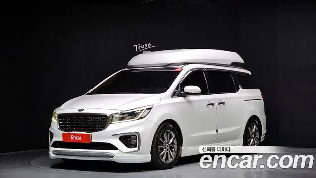 Kia The New Carnival 9 Noblesse