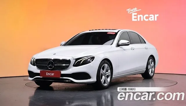 Mercedes-Benz E- W213 E200