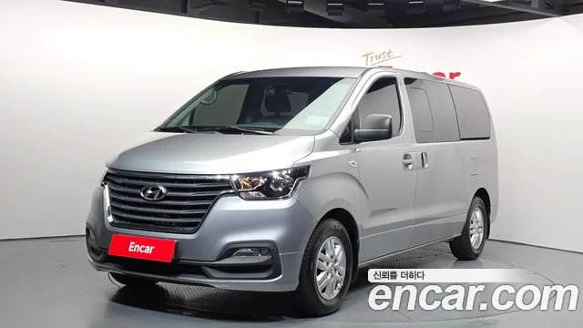 Hyundai The New Grand Starex 5