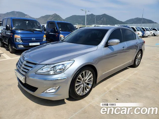 Hyundai Genesis BH330 Premium Base
