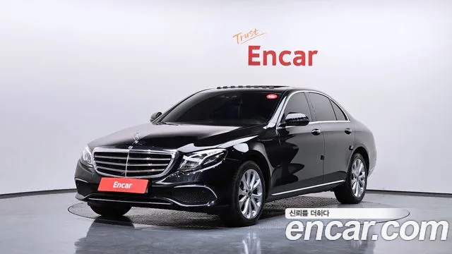 Mercedes-Benz E- W213 E300 4MATIC Exclusive