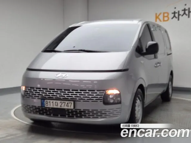 Hyundai Staria 3