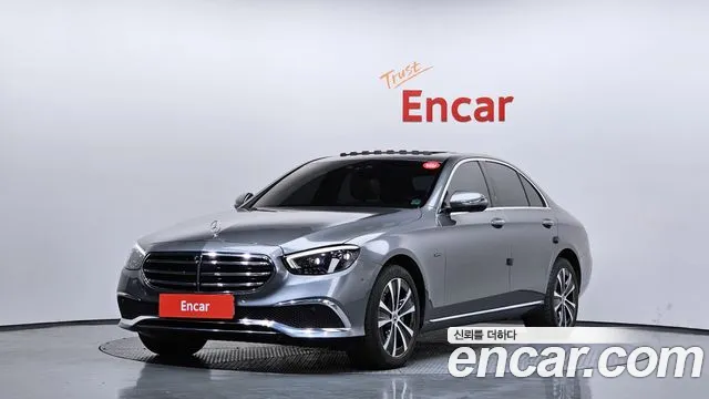 Mercedes-Benz E- W213 E300e 4MATIC Exclusive