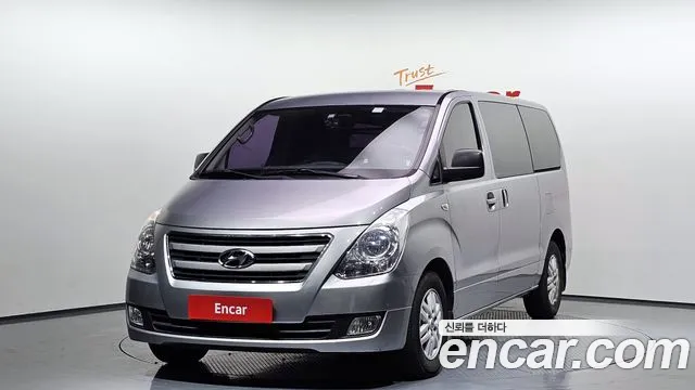 Hyundai Grand Starex 3