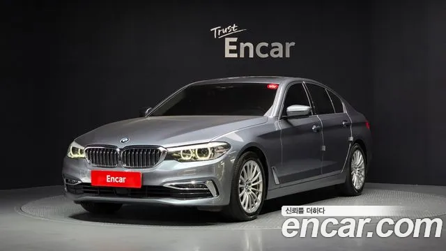 BMW 5 (G30) 520i
