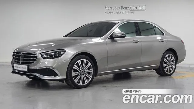Mercedes-Benz E- W213 E300e 4MATIC Exclusive
