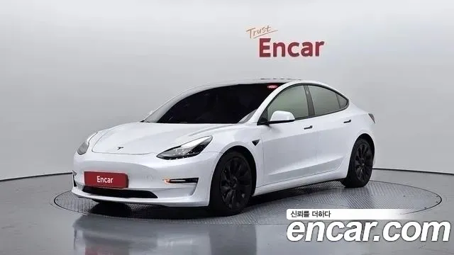 Tesla 3 AWD