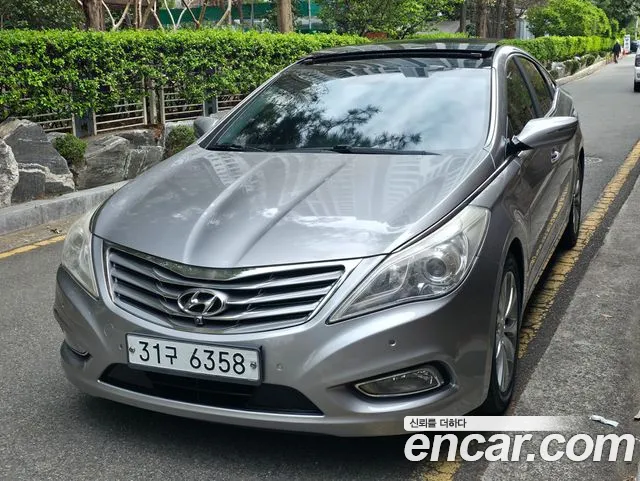 Hyundai Grandeur HG HG300