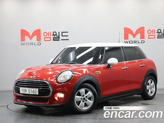 MINI Cooper 5 Base 3